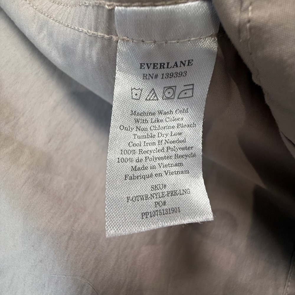Everlane Beige Trench Coat - Picture 8 of 14